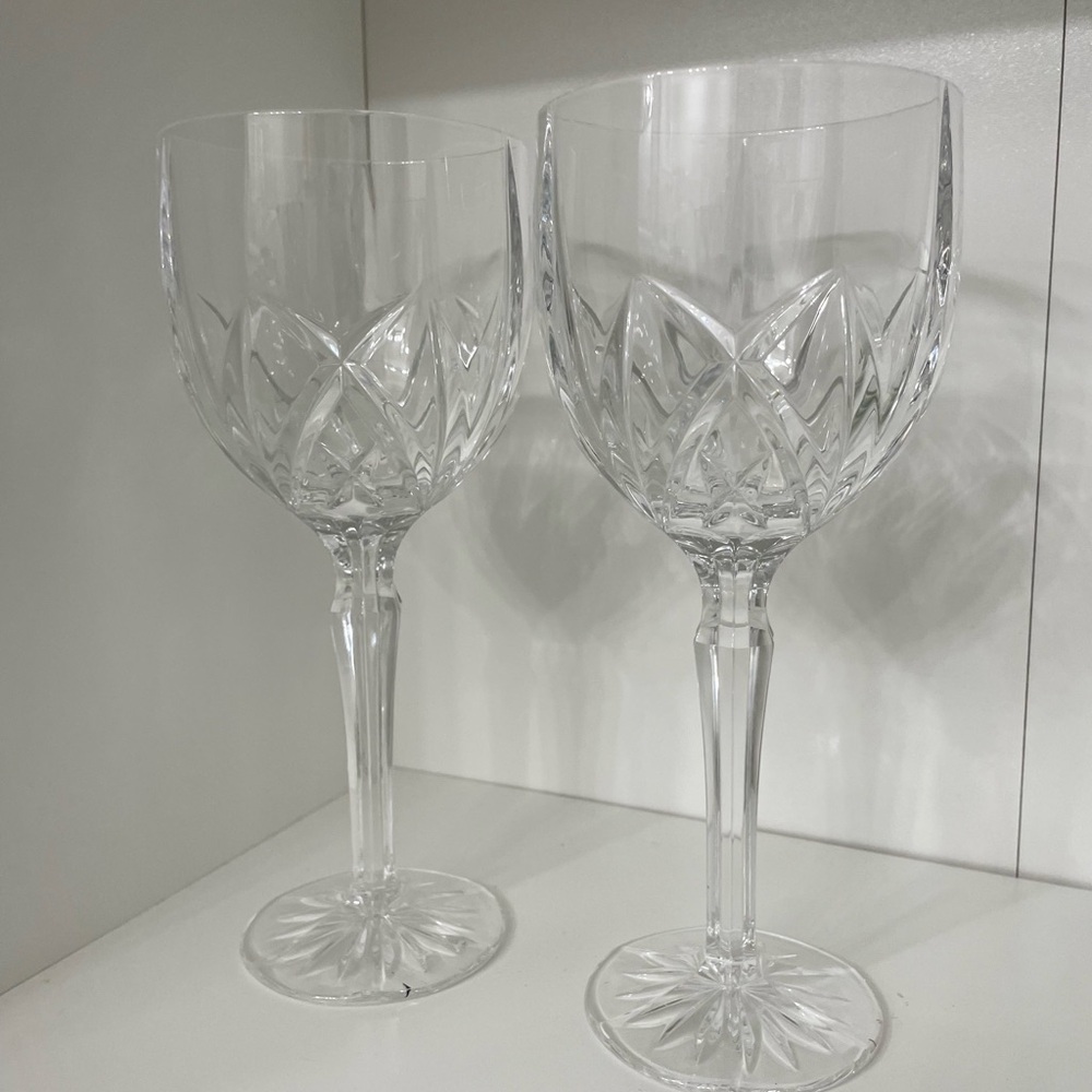 Elegant Clear Glass Goblet Set of 2